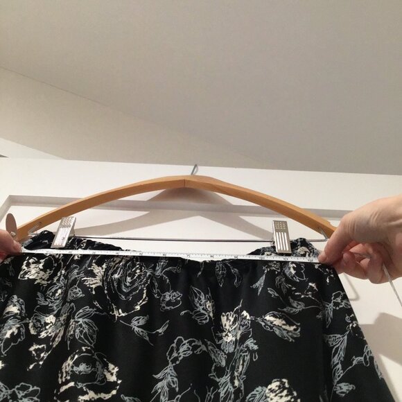 Romantic Black Floral Midi-Maxi Skirt | Slip Style Size M (Fits S) - Picture 3 of 5